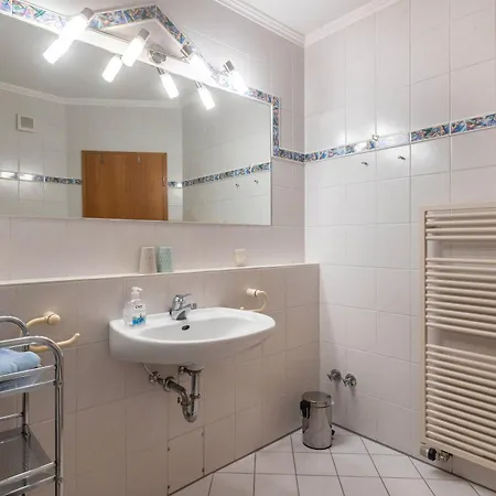 费利西塔斯公寓 公寓 维林根